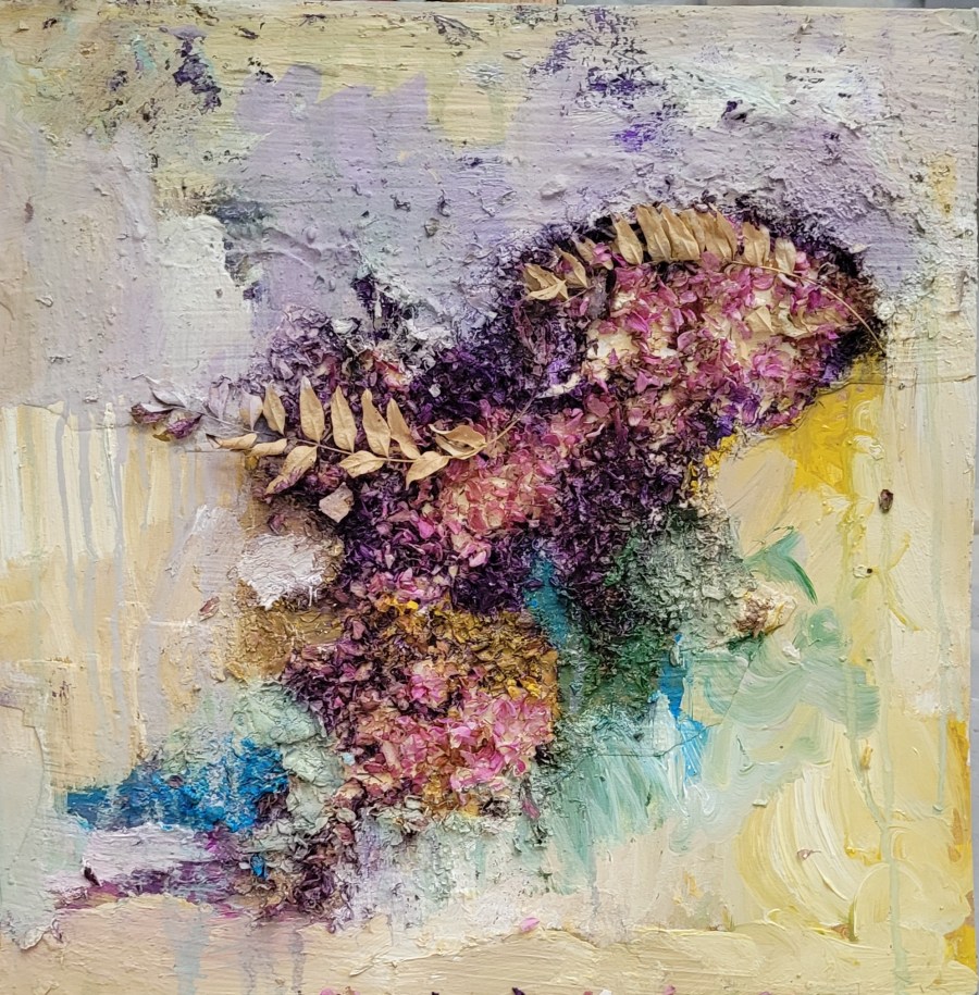 ilona Tikvicki, "TSan-titre", peinture et déchets végétaux sur panneaux de carton (œuvre détruite), 2022.